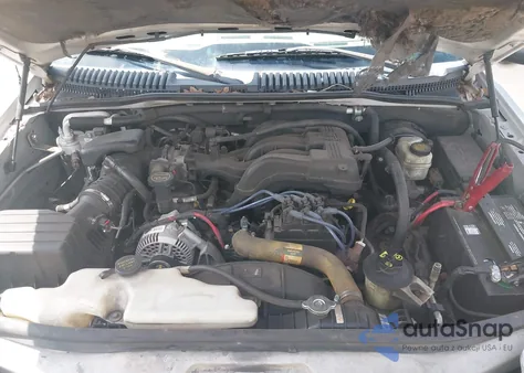 2006 Ford Explorer Xlt from USA, damaged, VIN 1FMEU63E16UB26224